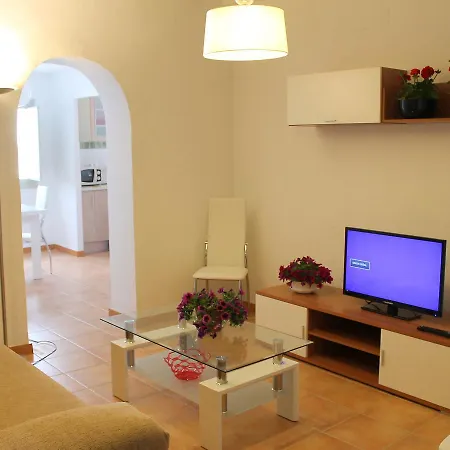 Bernia By Interhome Daire